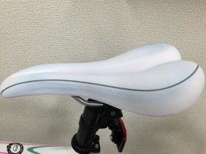 青いサドル