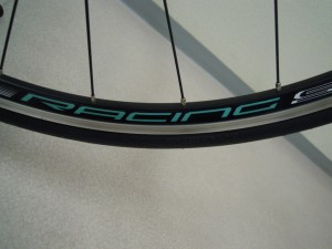 Bianchi インプルソ チェレステホイール