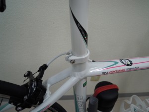 インプルソ 白クランプ