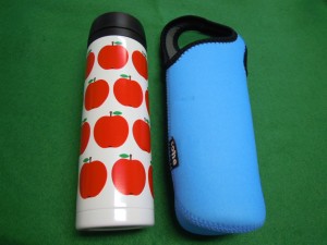 トーン ボトルカバー 500ml ブルー TC-01