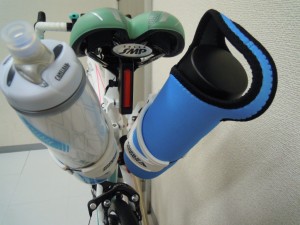 サドル後ろボトルケージ