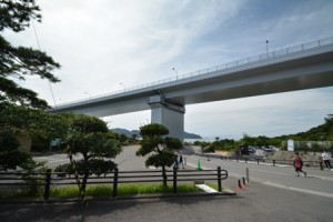 渦の道 駐車場