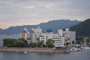 ホテルニューアワジ