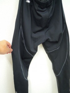 Santic サイクルパンツ