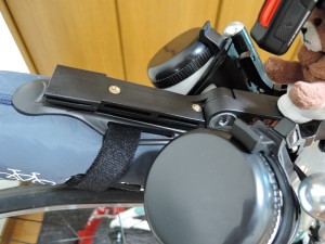 Topeak F77 Fixerを使って輪行袋を固定