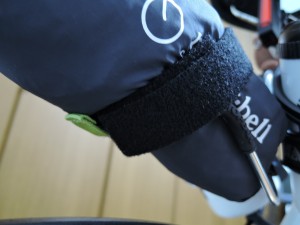 Topeak F77 Fixerを使って輪行袋を固定